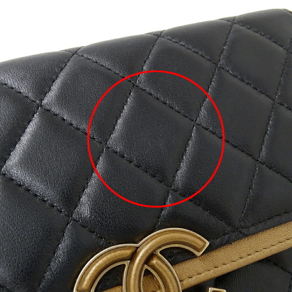 CHANEL Authentic Black Lambskin Leather Wallet - Picture 14 of 16